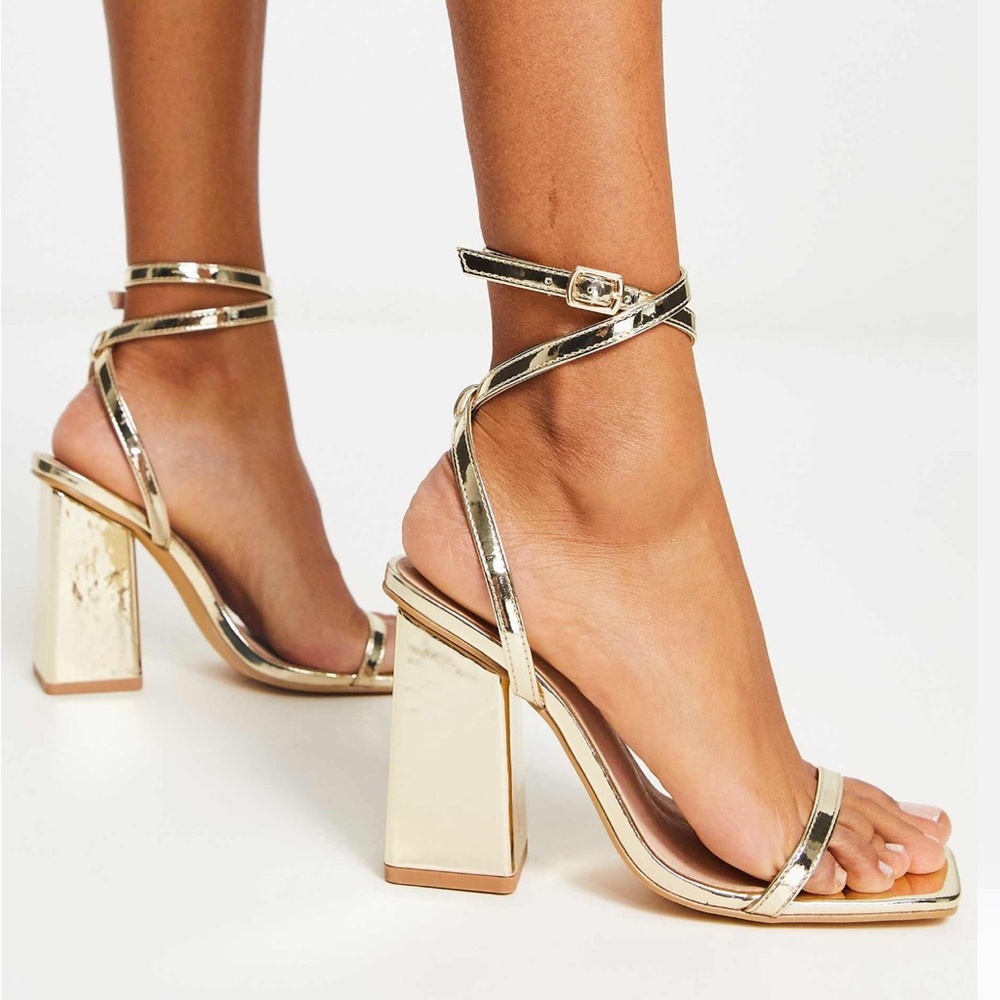 Chic Gold Block Heel Sandals